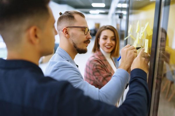 Quelle est la meilleure stratégie de marketing digital pour une entreprise proposant des solutions de télétravail?